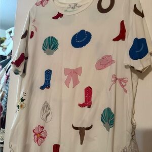 Women’s White Graphic Short Sleeve Tee with Western Motifs by